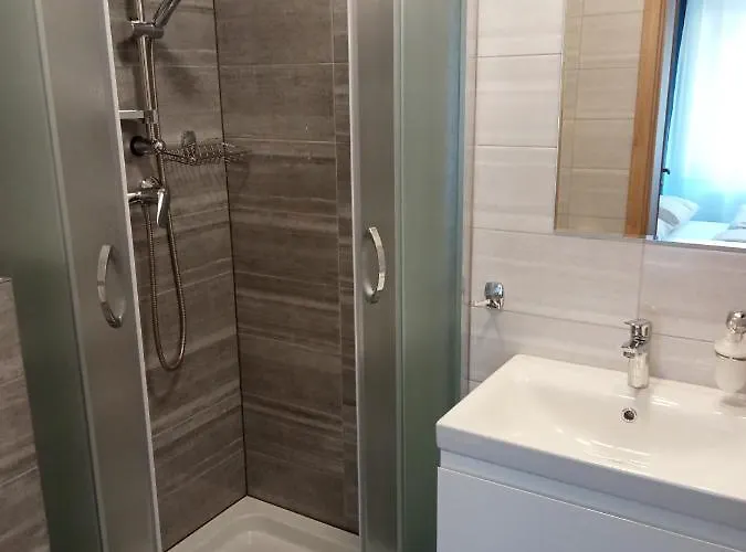 Selavi Проживание в семье *